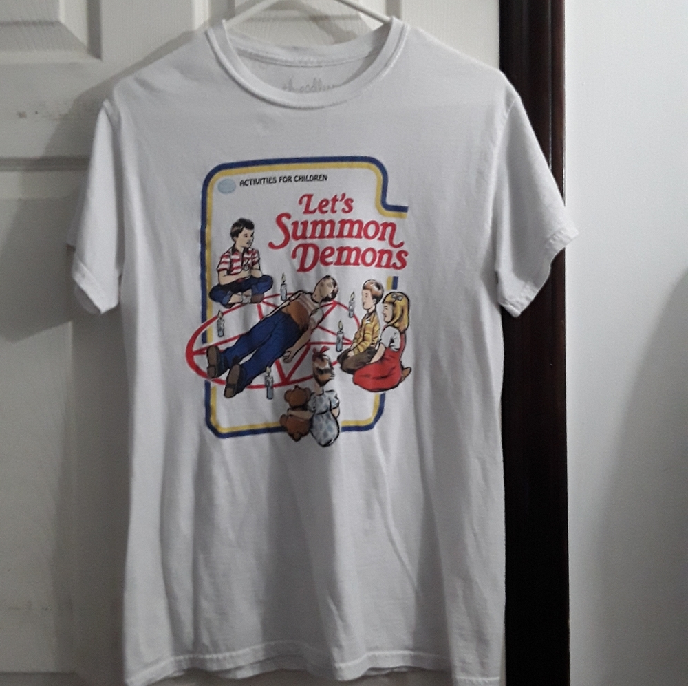 Tee shirt